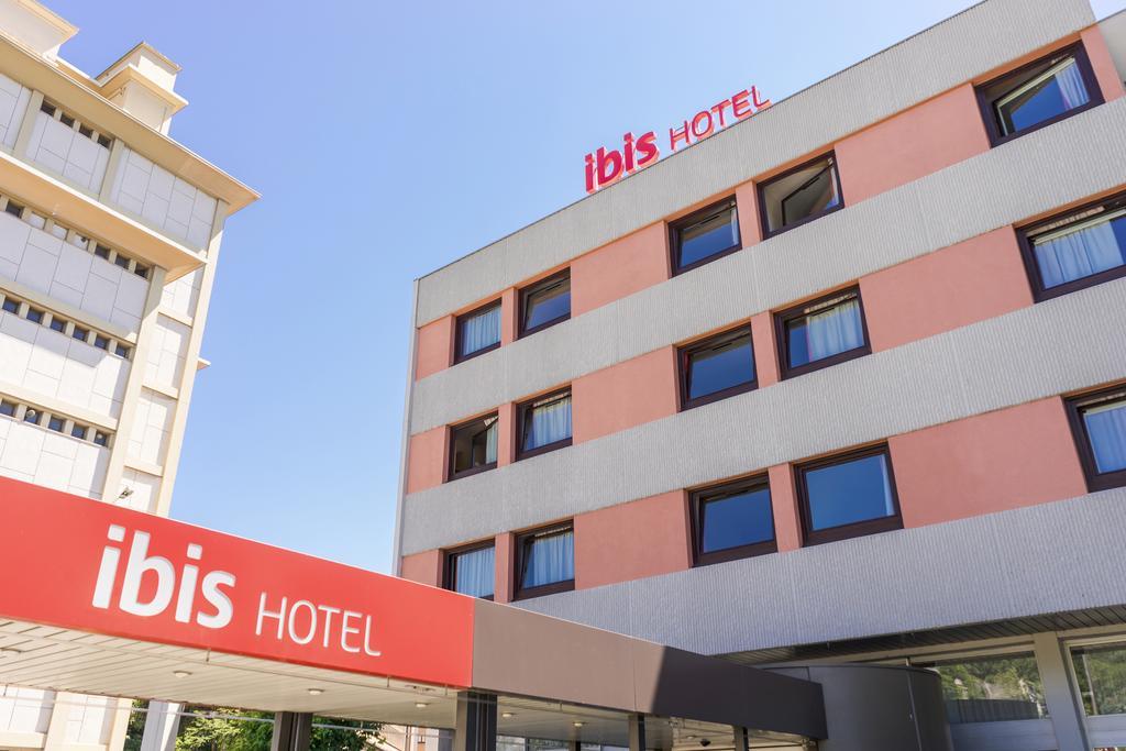 Отель Ibis Grenoble Gare Экстерьер фото