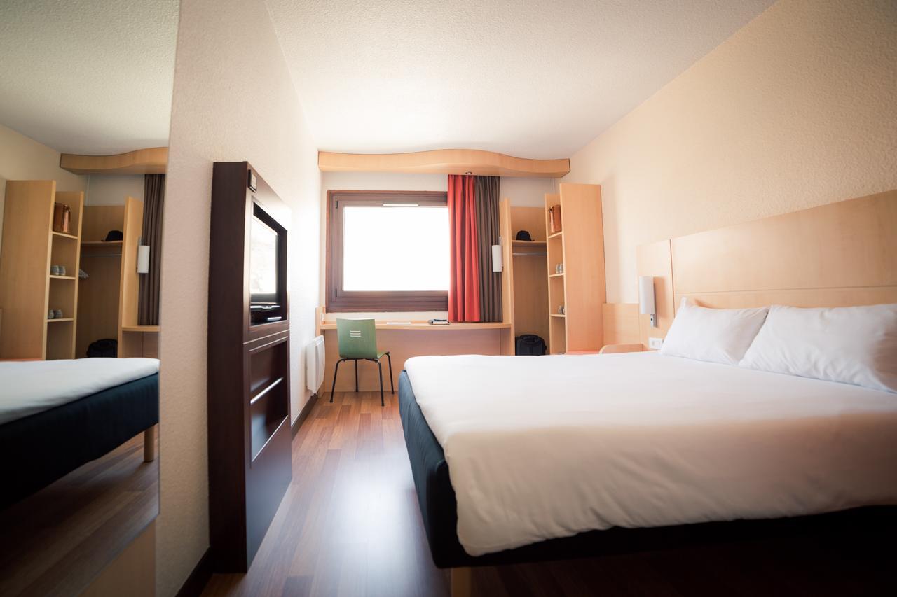 Отель Ibis Grenoble Gare Экстерьер фото